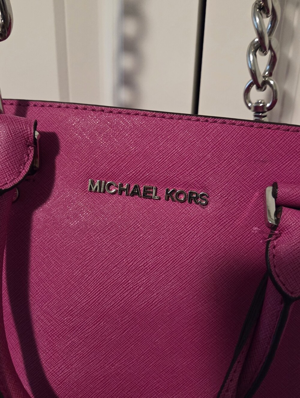 Michael Kors Fuchsia Leather Satchel with Chain Strap and MK Charm - Picture 4 of 9